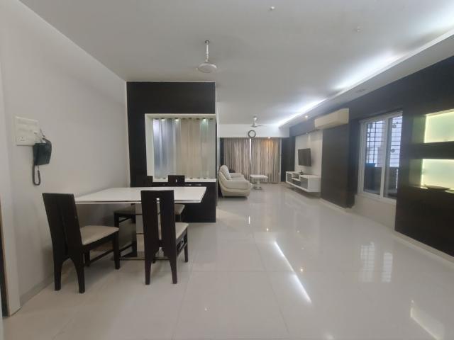 Rental | 2 BHK + Pooja Room,Study Room,Extra Room 1301 Sq.Ft. Apartment in Sea Breeze Tower