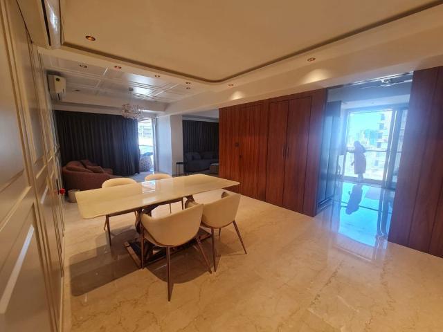 Rental | 2 BHK + Pooja Room,Study Room,Extra Room 800 Sq.Ft. Apartment in Band View