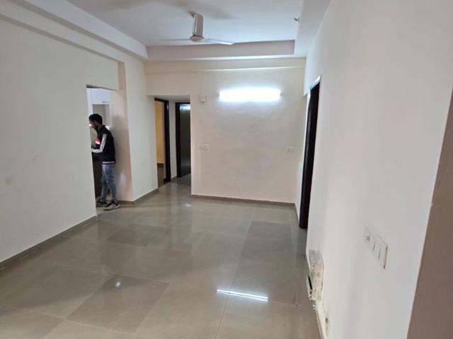 Rental | 2 BHK + Pooja Room,Study Room 847 Sq.Ft. Apartment in Mahagun Mirabella