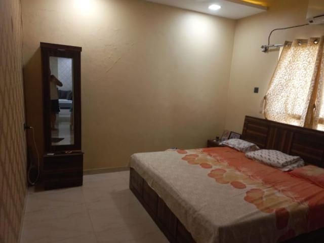Rental | 2 BHK + Prayer Room 1000 Sq.Ft. Apartment in Treasure Island