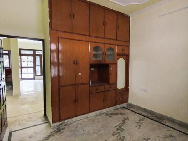 Rental | 2 BHK + Prayer Room 1650 Sq.Ft. Independent House in Sector 9A