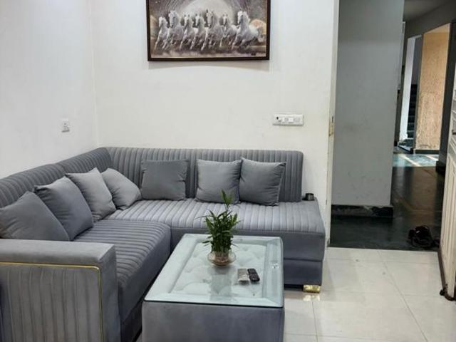 Rental | 2 BHK + Prayer Room 583 Sq.Ft. Apartment in Signature The Serenas