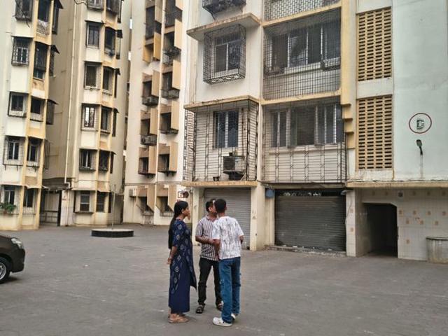 Rental | 2 BHK + Prayer Room 600 Sq.Ft. Apartment in Tilak Bhavana CHS