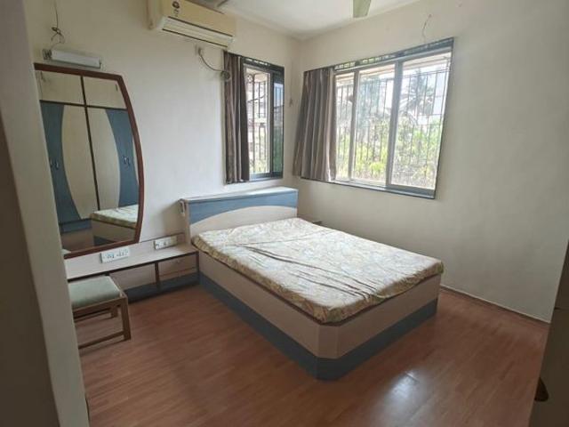 Rental | 2 BHK + Prayer Room 700 Sq.Ft. Apartment in Bandra West