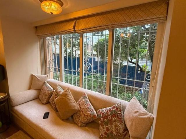Rental | 2 BHK + Prayer Room 700 Sq.Ft. Apartment in Bandra West