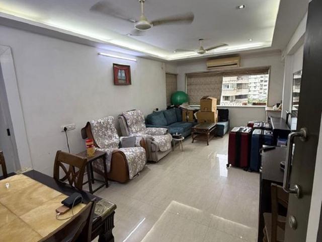 Rental | 2 BHK + Prayer Room 700 Sq.Ft. Apartment in Bandra West