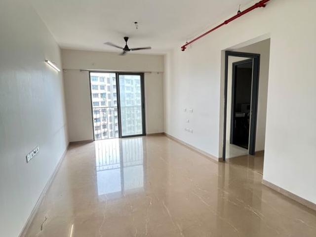 Rental | 2 BHK + Prayer Room 830 Sq.Ft. Apartment in Rustomjee Summit