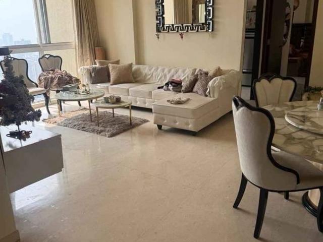 Rental | 2 BHK + Prayer Room 8500 Sq.Ft. Apartment in Union Park Khar West