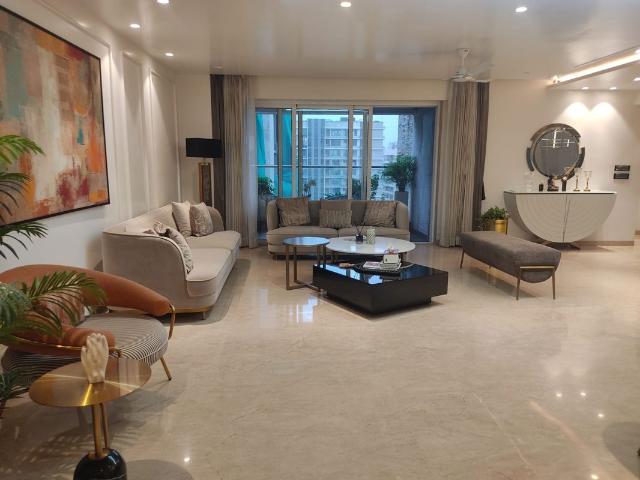 Rental | 2 BHK + Prayer Room 900 Sq.Ft. Apartment in Crescent Apartment Bandra West