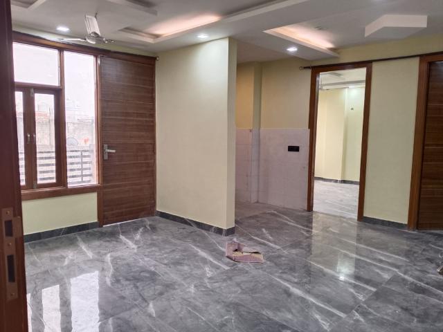 Rental | 2 BHK + Prayer Room 900 Sq.Ft. Apartment in Panchsheel Vihar