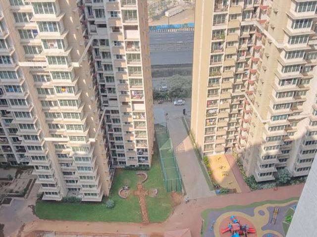 Rental | 2 BHK + Prayer Room 985 Sq.Ft. Apartment in Marathon Nexzone