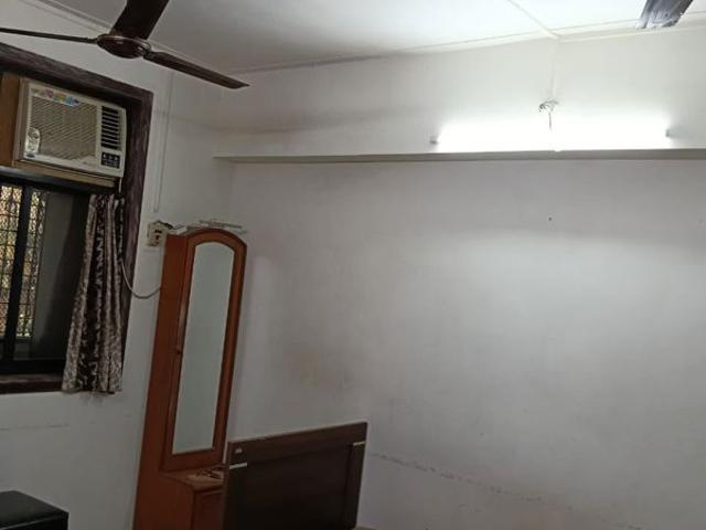 Rental | 2 BHK + Prayer Room,Servant Room,Extra Room 1000 Sq.Ft. Apartment in Simran Heights Chembur
