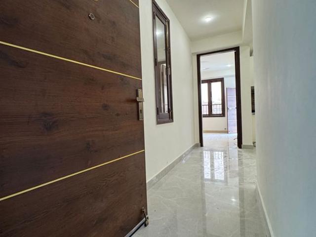 Rental | 2 BHK + Prayer Room,Servant Room,Extra Room 850 Sq.Ft. Apartment in Chattarpur