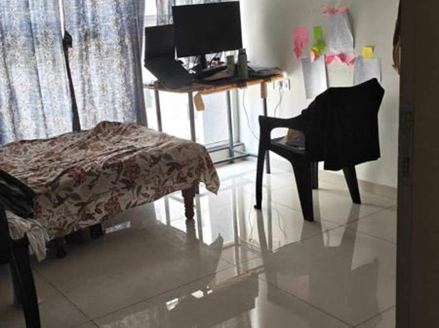 Rental | 2 BHK + Prayer Room,Servant Room,Study Room 795 Sq.Ft. Apartment in Paranjape Trident Towers