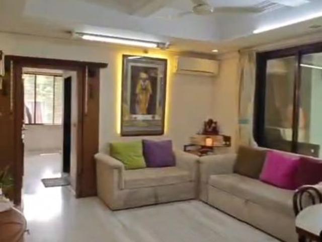 Rental | 2 BHK + Prayer Room,Servant Room,Study Room 900 Sq.Ft. Apartment in Tirath Apartment