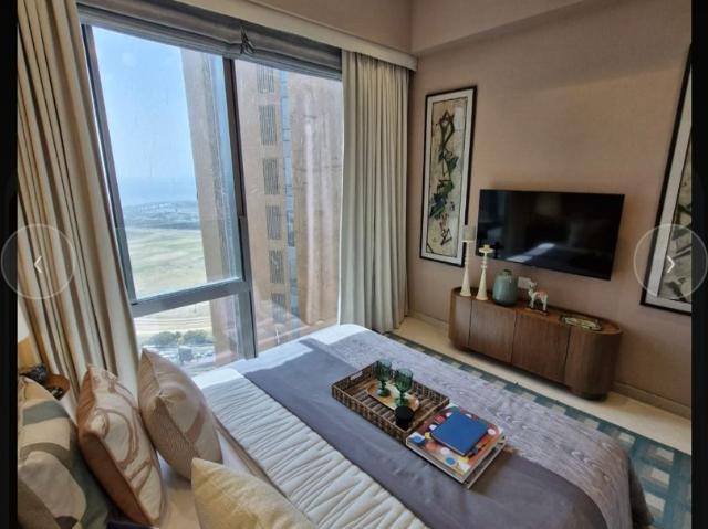Rental | 2 BHK + Prayer Room,Servant Room,Study Room,Extra Room,Basement 675 Sq.Ft. Apartment in Dosti Oak