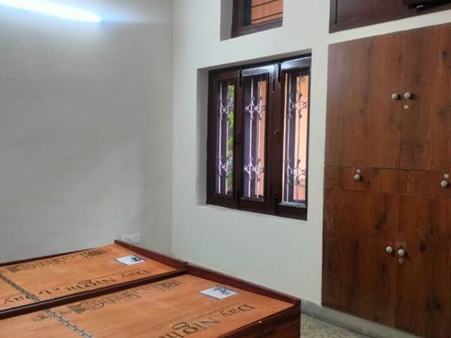 Rental | 2 BHK + Prayer Room,Servant Room,Study Room,Extra Room,Basement,Store Room 1141 Sq.Ft. Independent House in Sector 4