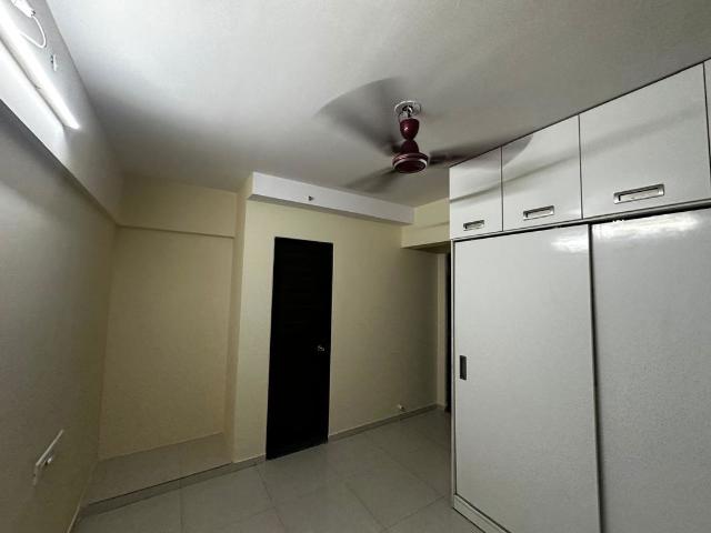 Rental | 2 BHK + Prayer Room,Servant Room,Study Room,Extra Room,Basement,Store Room 750 Sq.Ft. Apartment in Mahavir Kalpavruksha