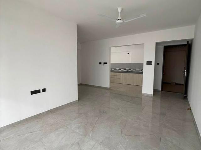 Rental | 2 BHK + Prayer Room,Servant Room,Study Room,Extra Room,Basement,Store Room 850 Sq.Ft. Apartment in Gera World of Joy