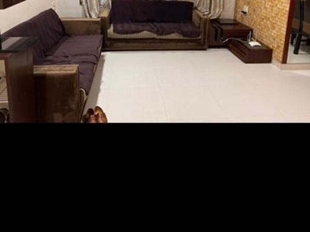 Rental | 2 BHK + Prayer Room,Servant Room,Study Room,Extra Room,Basement,Store Room 800 Sq.Ft. Apartment in Sun Vision Solitaire Vile Parle