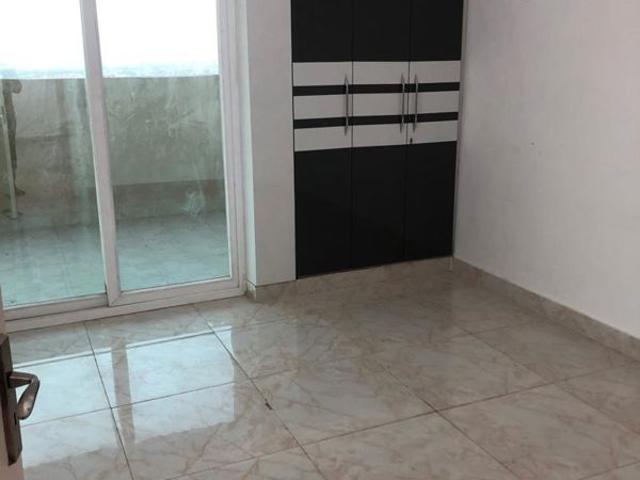 Rental | 2 BHK + Prayer Room,Servant Room,Study Room,Extra Room,Basement,Store Room 945 Sq.Ft. Apartment in Gaurs Siddhartham