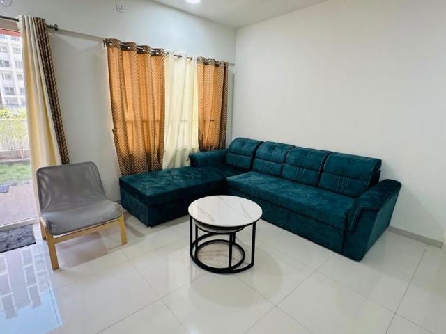 Rental | 2 BHK + Prayer Room,Servant Room,Study Room,Extra Room,Basement,Store Room 988 Sq.Ft. Apartment in Godrej 24X7