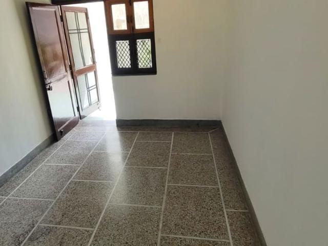 Rental | 2 BHK + Prayer Room,Servant Room,Study Room,Extra Room,Store Room 1500 Sq.Ft. Independent House in Housing Board Colony Sector 7