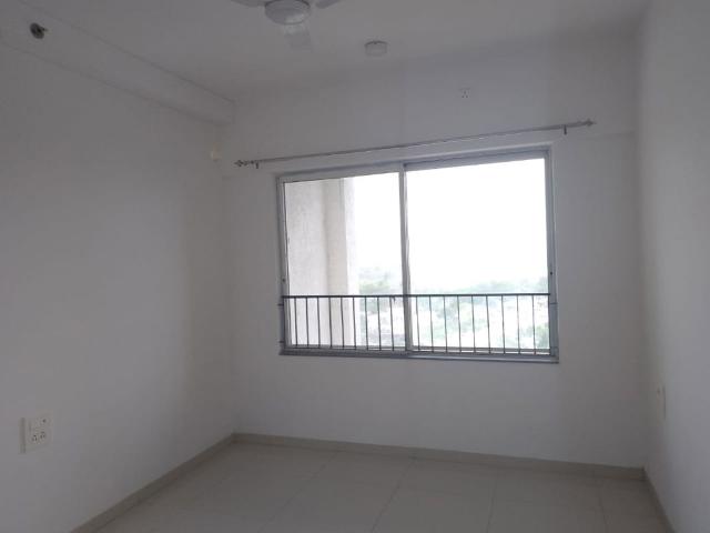 Rental | 2 BHK + Prayer Room,Servant Room,Study Room,Extra Room,Store Room 850 Sq.Ft. Apartment in Godrej 24