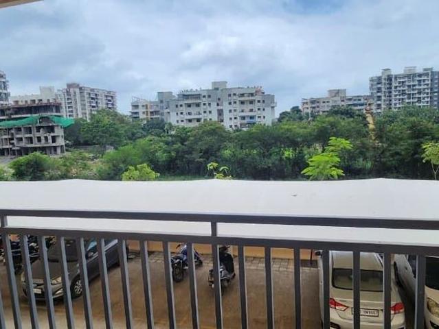 Rental | 2 BHK + Prayer Room,Servant Room 1075 Sq.Ft. Apartment in Giritirtha Solasta