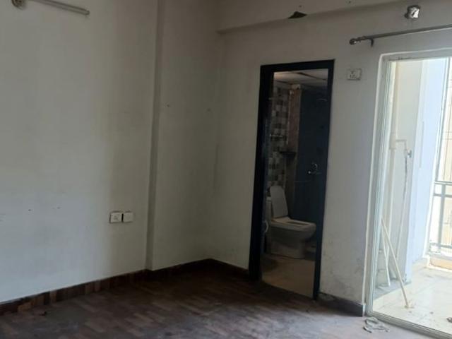 Rental | 2 BHK + Prayer Room,Study Room,Basement 950 Sq.Ft. Apartment in Aims Golf City