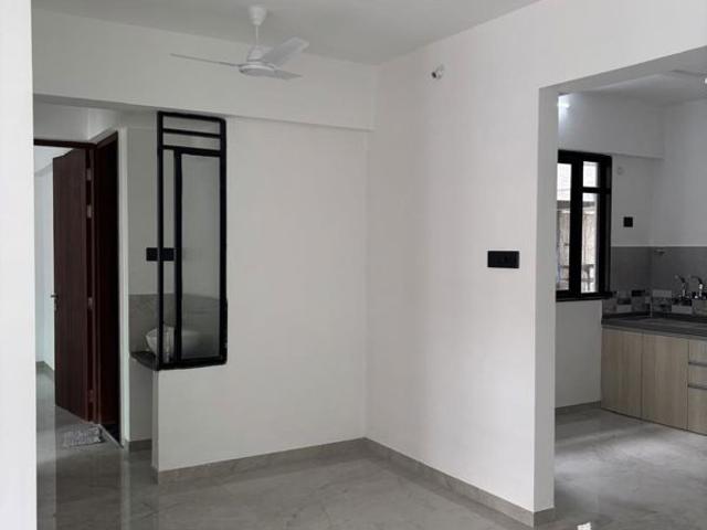 Rental | 2 BHK + Prayer Room,Study Room,Extra Room,Store Room 990 Sq.Ft. Apartment in Unique Youtopia