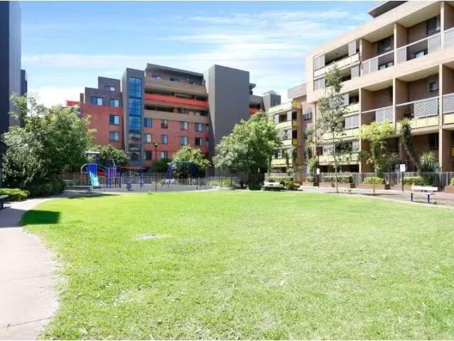 Nice 2 BR 403H/27 George Street, North Strathfield Apartment f.