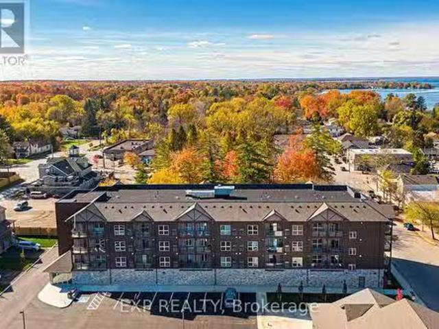 Cozy 2 BR 407 110 Grew Boulevard, Georgina, ON, L0E 1L0 le.