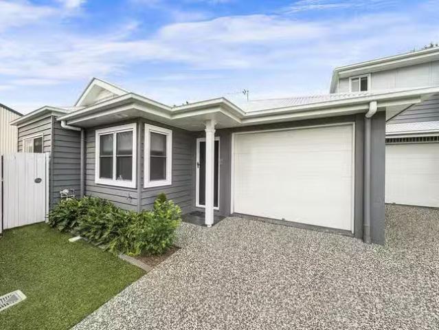 Unique 2 BR 4/173 South Street, South Toowoomba, QLD 4350