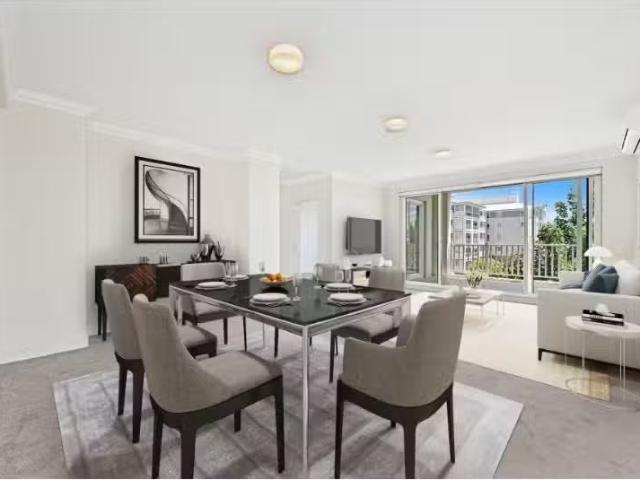 Cheap 2 BR 42/1 Juniper Drive, Breakfast Point Apartment for r.