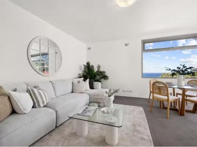 Deal! 2 BR 4/25 27 Eastern Avenue, DOVER HEIGHTS Apartment for.