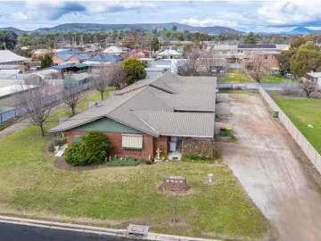 Cheap 2 BR 4/36 Wilson Street, HOLBROOK Apartment for rent Li.