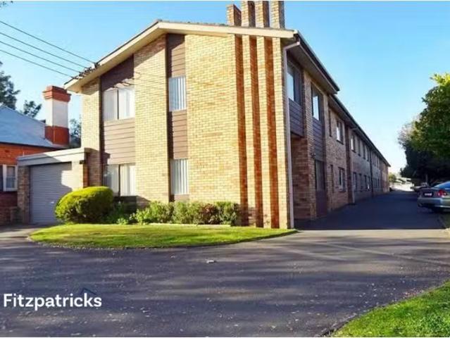 For Rent! 2 BR 4/49 Simmons Street, Wagga Wagga Apartment for.