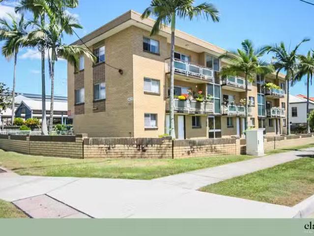 Just in! 2 BR 4/60 Lamington Avenue, Ascot, QLD 4007