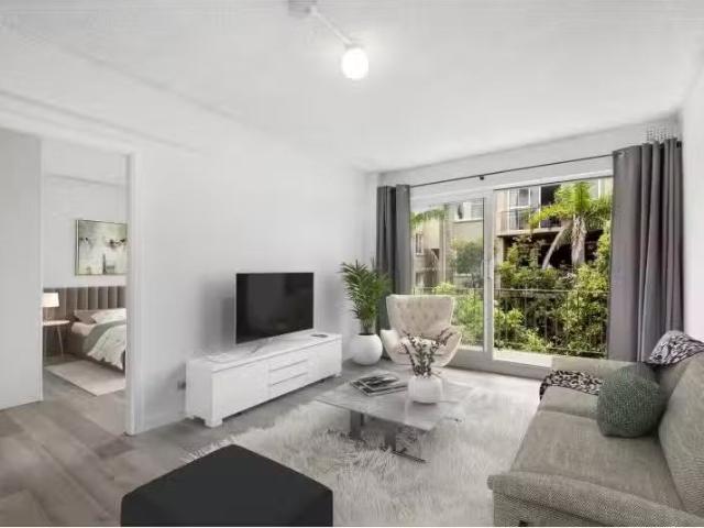 New 2 BR 4/68 Howard Avenue, DEE WHY Apartment for rent Liste.