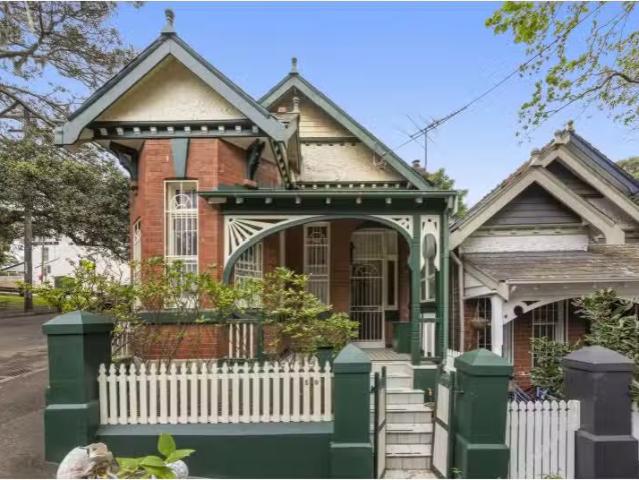 Deal! 2 BR 50 Ross Street, Forest Lodge House for rent Listed.