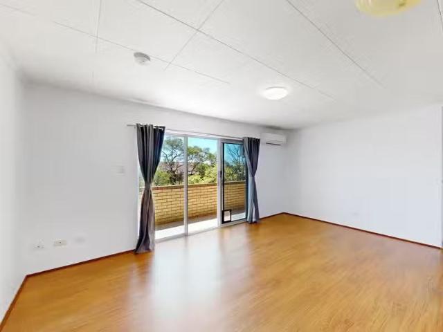 Cozy 2 BR 5/29 Atthow Parade, NUNDAH, QLD 4012 Unit for Rent