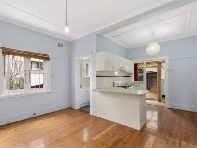 Rental! 2 BR 5 Marlborough Street, Glebe House for rent Liste.