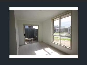 Cheap 2 BR 63a Frontier Avenue, Marsden Park House for rent L.