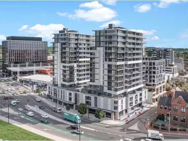 Nice 2 BR 604/10 Bishopsgate Street, Wickham Apartment for ren.