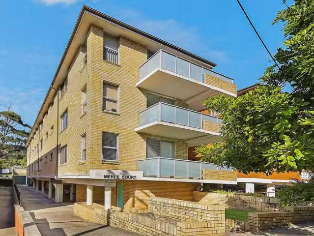 Rental! 2 BR 6/160 Oberon Street, Coogee, NSW 2034 Apartment.