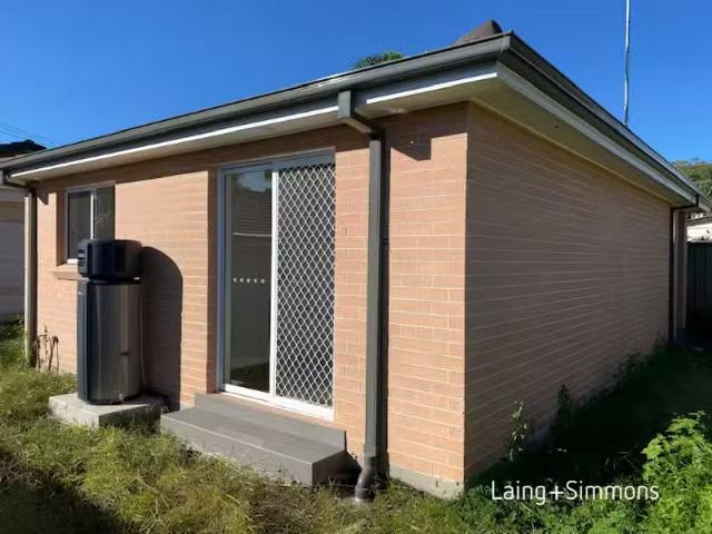 Just in! 2 BR 62a Franklin Cres, Blackett House for rent List.
