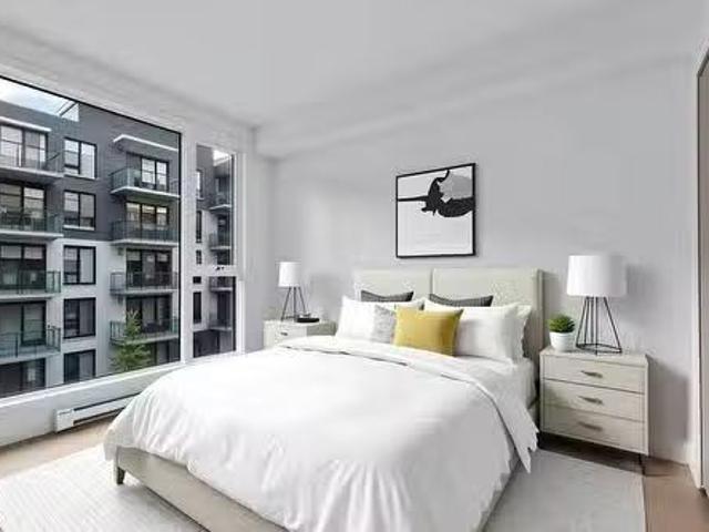 For Rent! 2 BR 631 1485 Rue Des Bassins, Montréal Le Sud Oues.