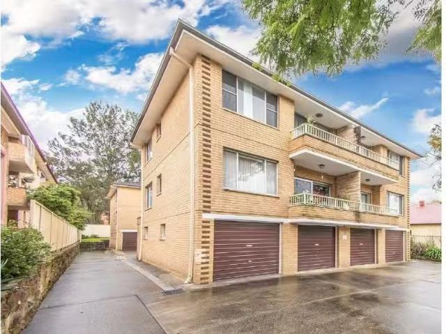 Just in! 2 BR 6/48 50 Albert Street, North Parramatta Apartmen.
