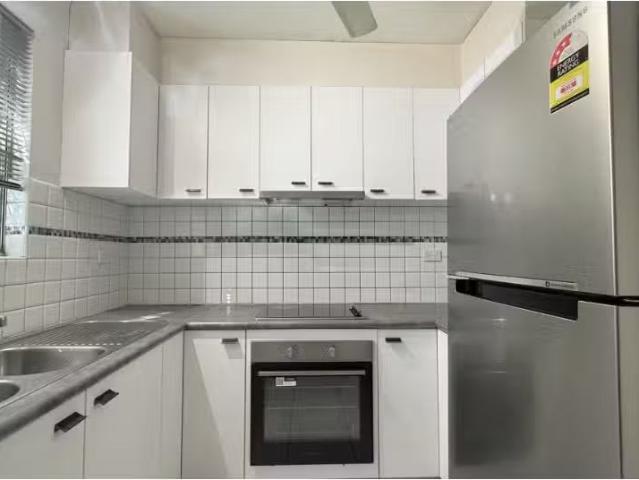 Unique 2 BR 7/12 Winston Avenue, Stuart Park Townhouse for ren.